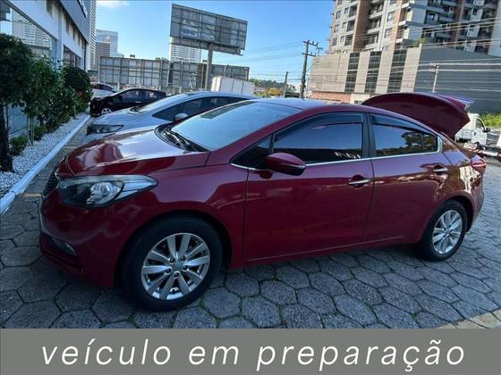 KIA CERATO 1.6 SX 16V FLEX 4P AUTOMÁTICO